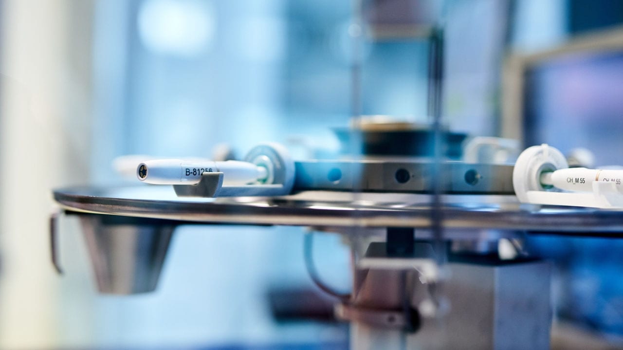 Smoke-free device on a machine in laboratory.